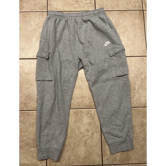 Nike Pants Mens L Sweatpants Gray Sportswear Club Fleece Cargo CD3129-063 Gym - Picture 1 of 8